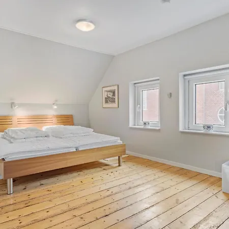 4 Bedroom Cozy In Дом отдыха Logstor