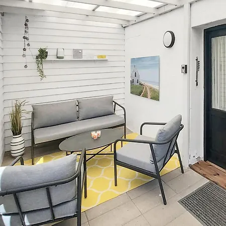 4 Bedroom Cozy In *